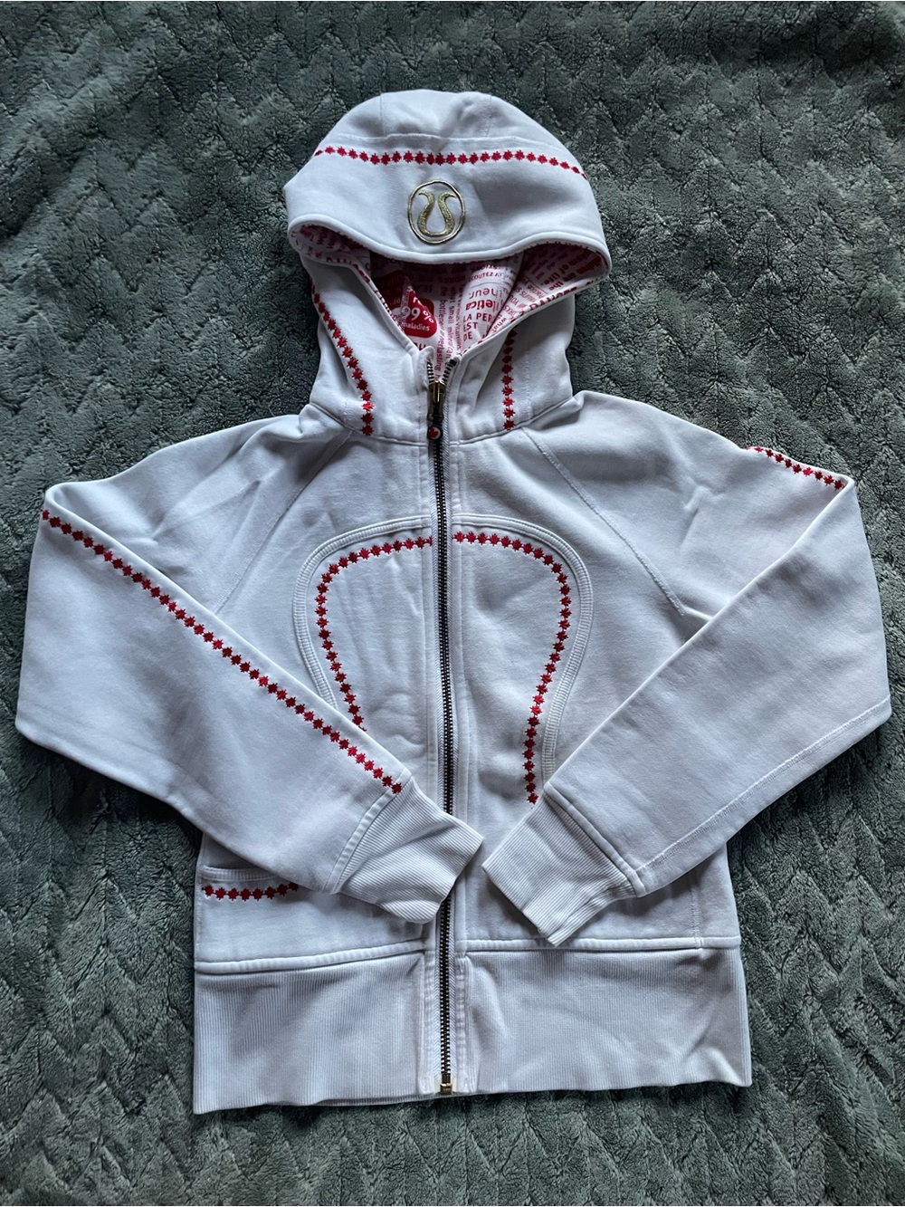 Vintage Team Canada Lululemon scuba hoodie